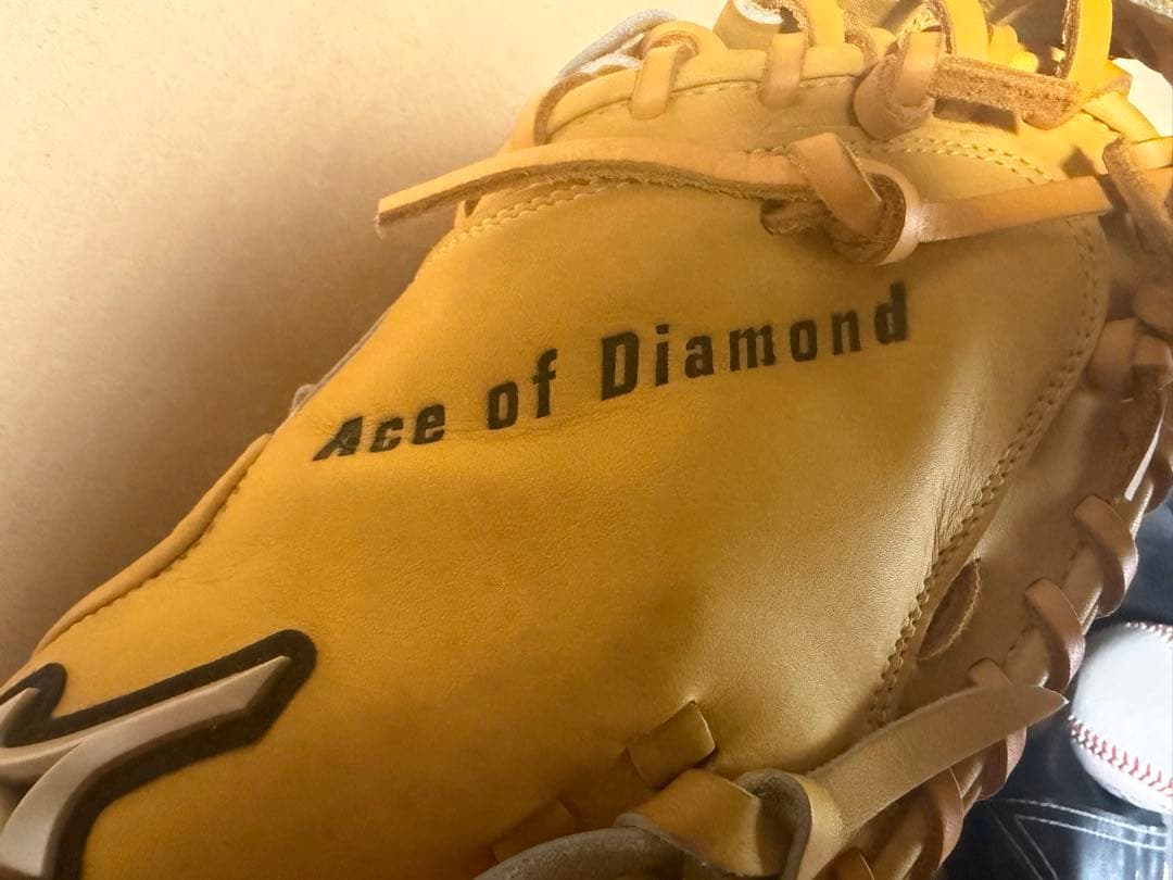 ダイヤのA 軟式用キャッチャーミット　御幸一也モデル　MIZUNO