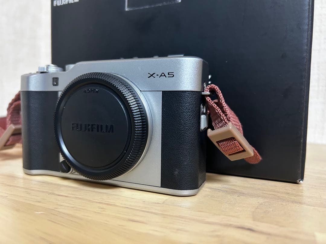 FUJIFILM X-A5 ボディのみ