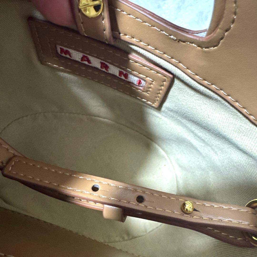 MARNI ロゴ入りかごバッグ　ライトブルー　美品