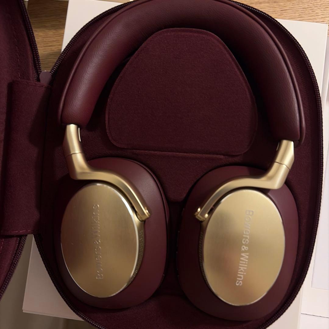 B&W PX8 ロイヤルバーガンディとGoFree2