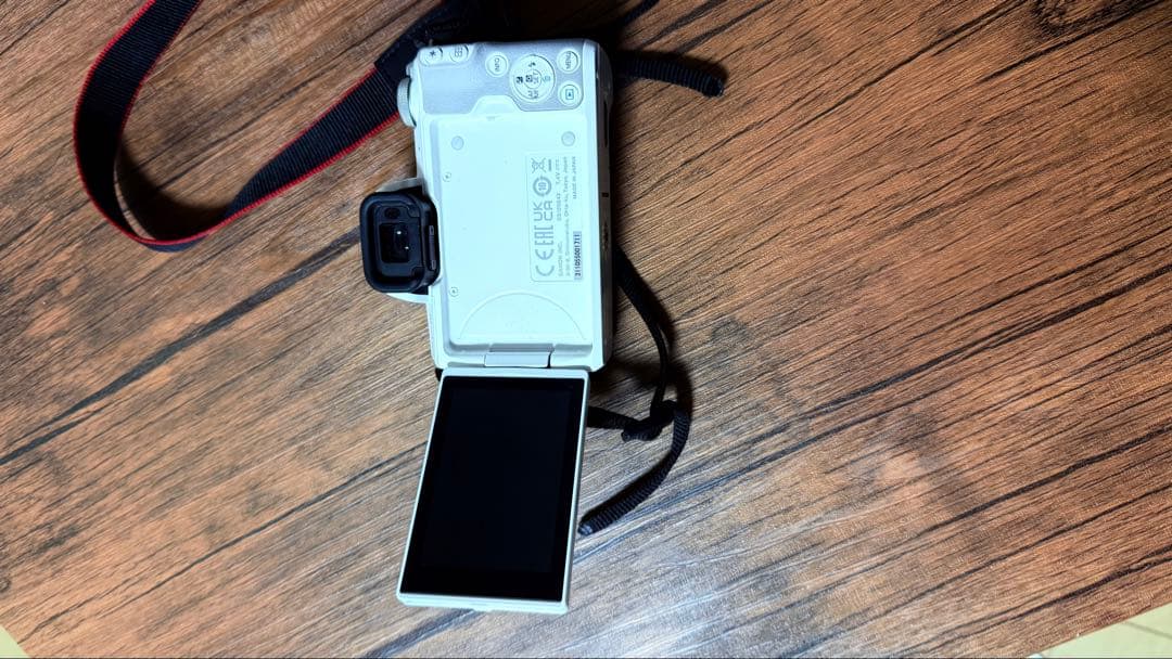 Canon EOS ミラーレス一眼カメラ レンズ2本付き