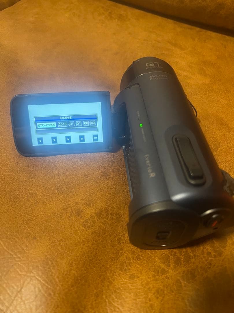 【毎日値下げ】JVC 4K 防水ビデオカメラ本体　GZ-RY980-A