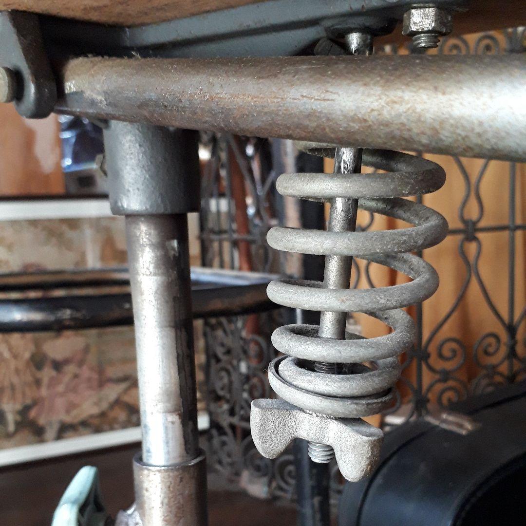 インダストリアルチェア　工業用　椅子