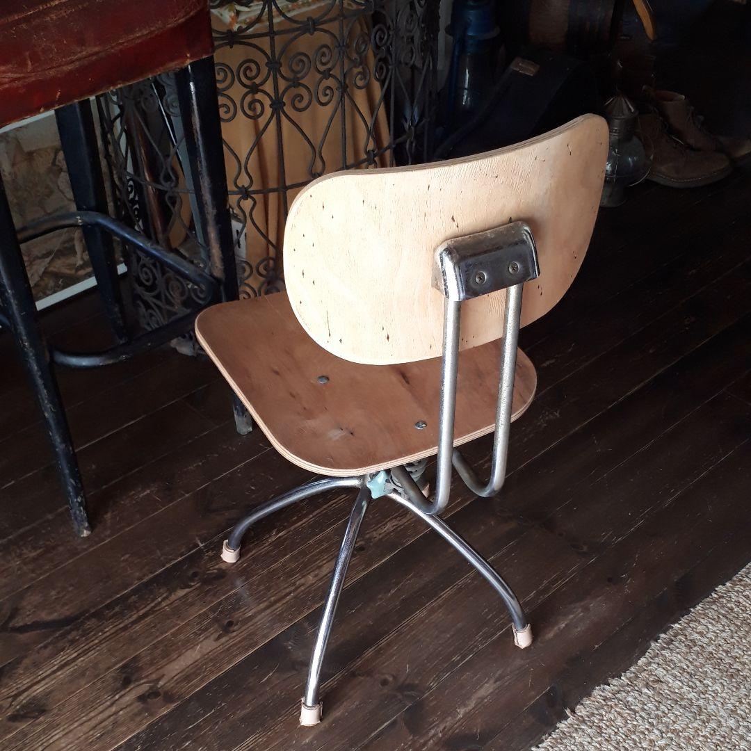 インダストリアルチェア　工業用　椅子