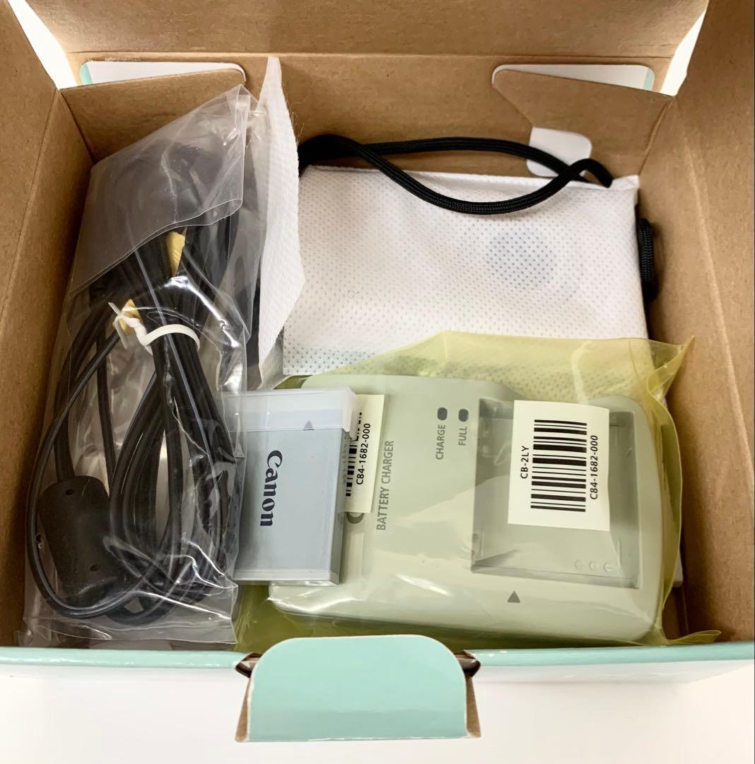 ゆ*な様 【M142】Canon IXY 200F PC1469 コンパクトデジ