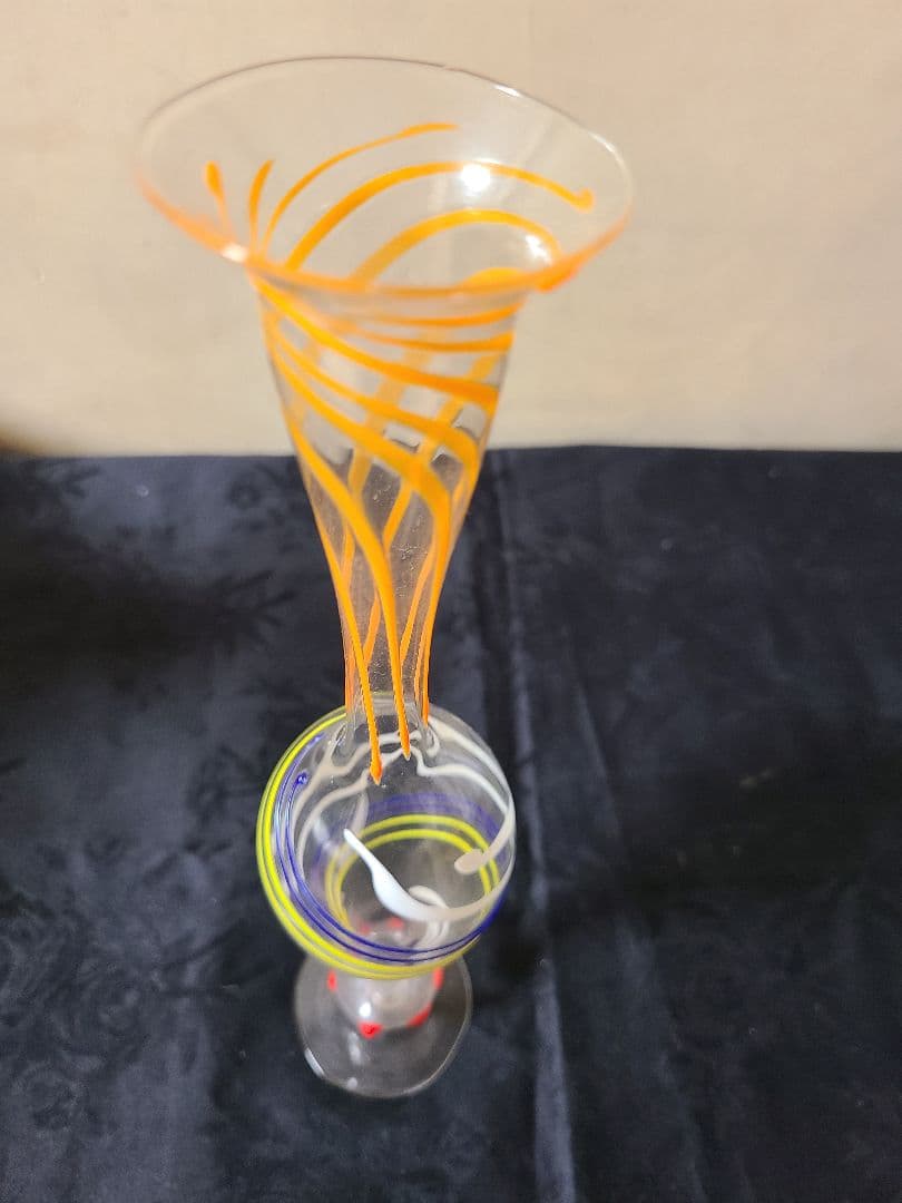 アンティークビミニガラスの花瓶