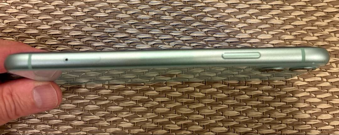 iPhone 11 グリーン 64GB SIMフリー