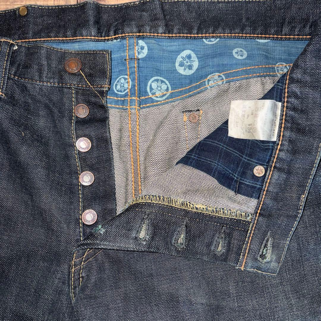 い*。様 桃太郎ジーンズ 濃紺W34