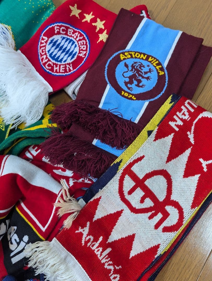 サッカーマフラーセットまとめ売り30本 激レア多数