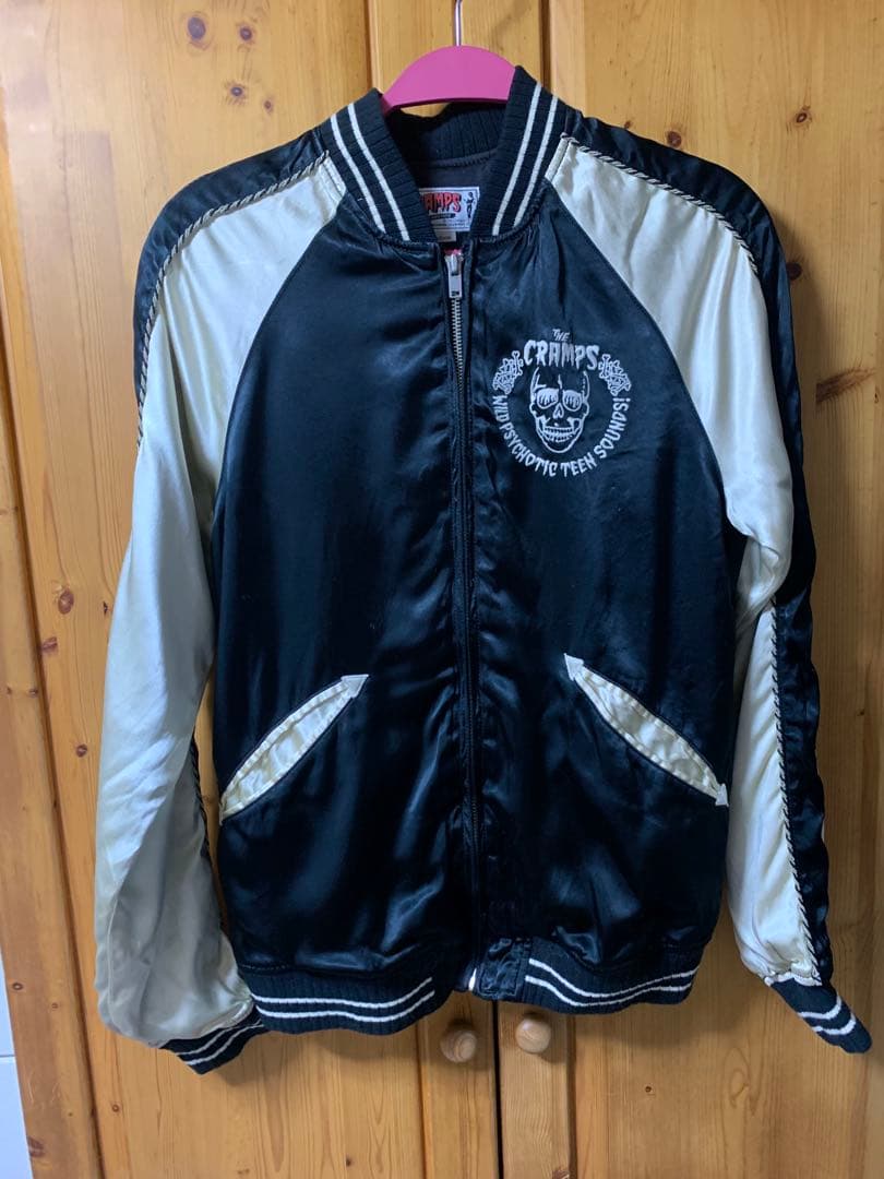 CR/WHAT'S BEHIND THE MASK刺繍 スカジャン