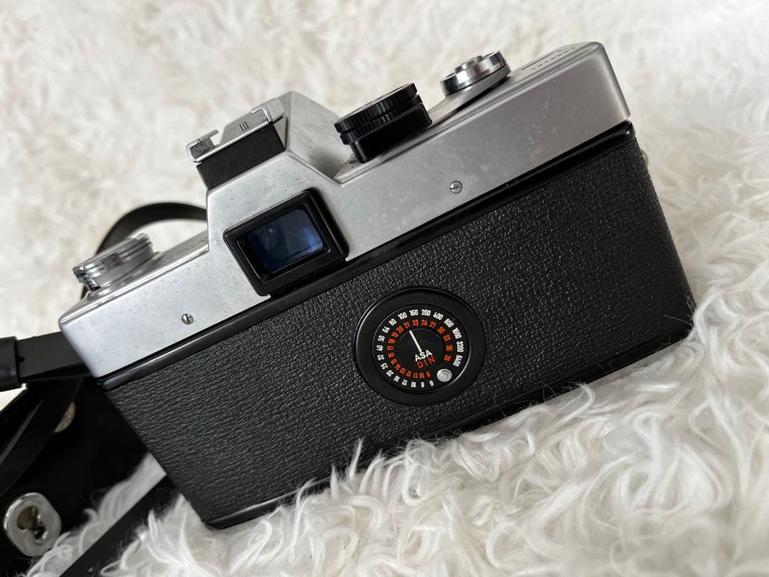 minolta SR-T 101 一眼レフカメラ ・ MC ROKKOR レンズ