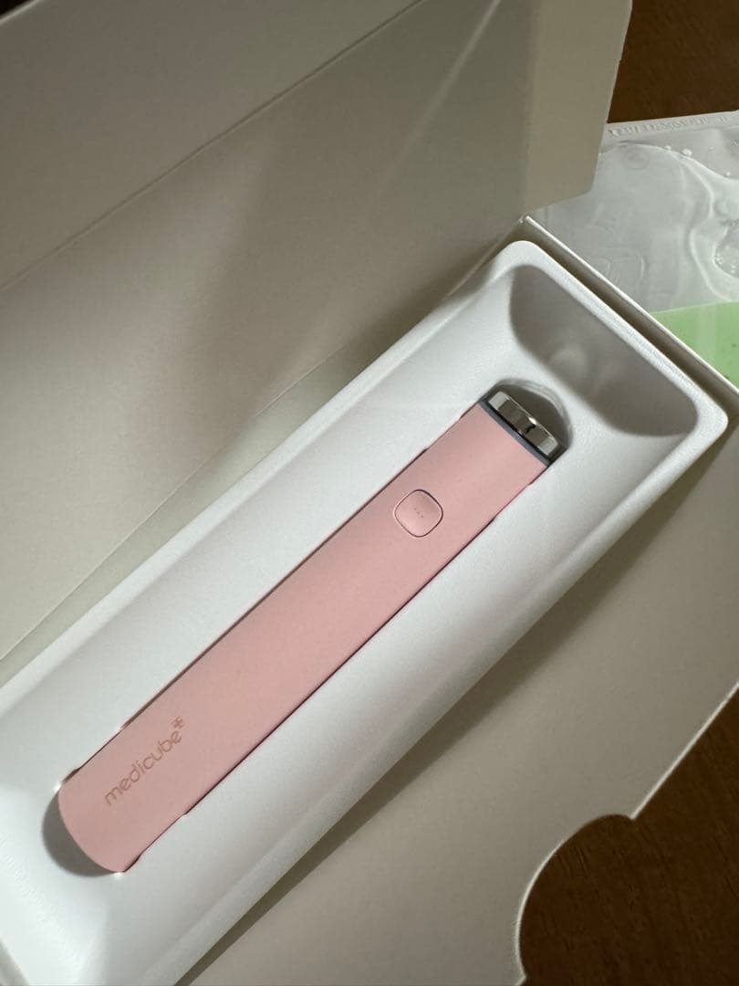 メディキューブ　AGE-R BOOSTER PRO MINI ピンク