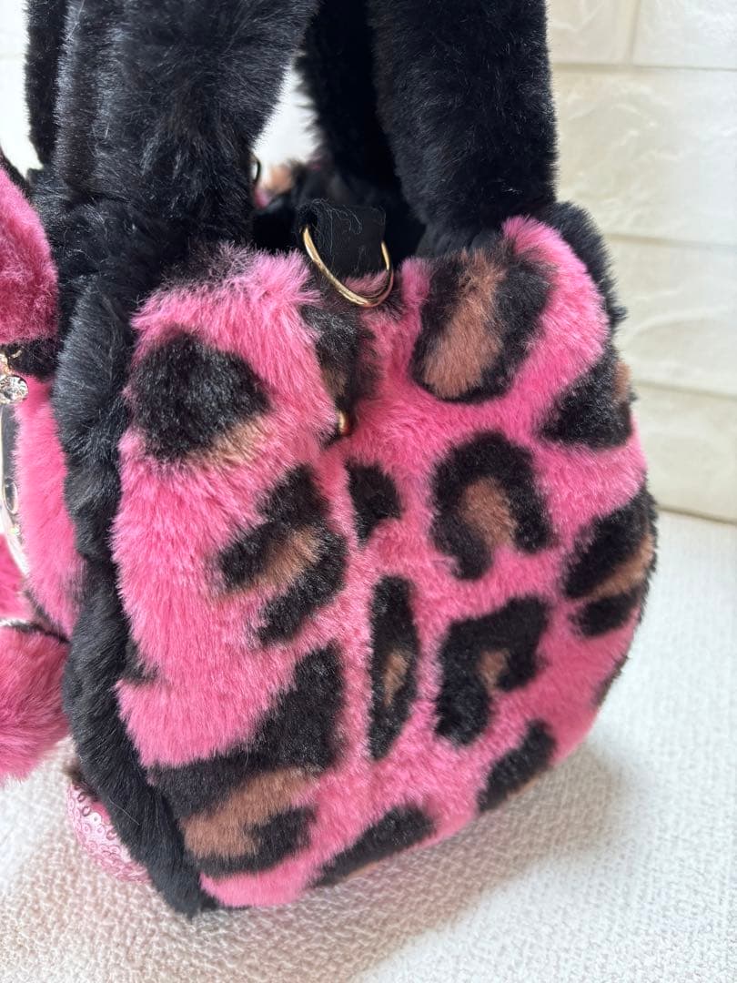 あ*き様 コヤンイサムチョン　ハンドメイド　ファーバッグ　ジョーズくん　ヒョウ柄