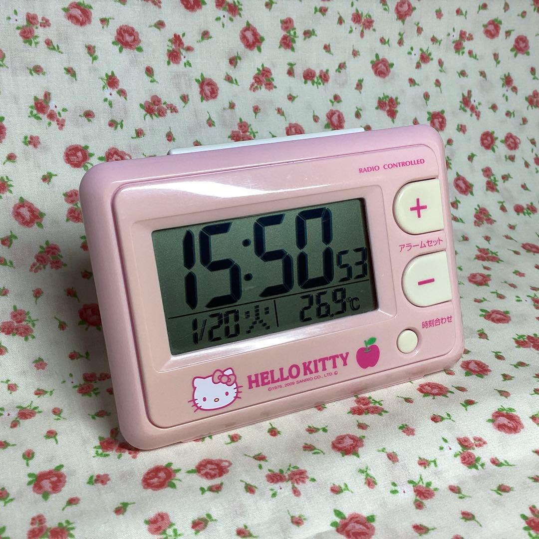 【良品】ハローキティ　デジタル目覚まし時計　希少　生産終了品　リズム時計