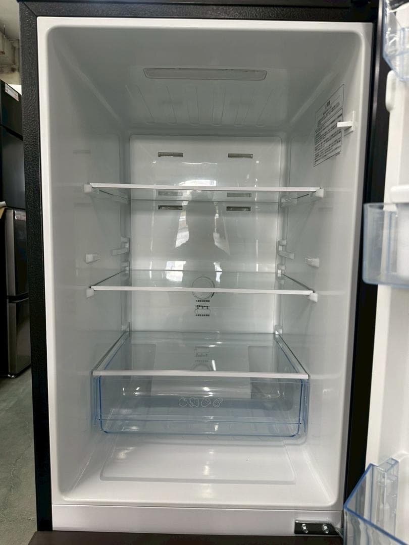 大阪送料無料★3か月保障付き★冷蔵庫★2023年★HR-D16FB★SR-89