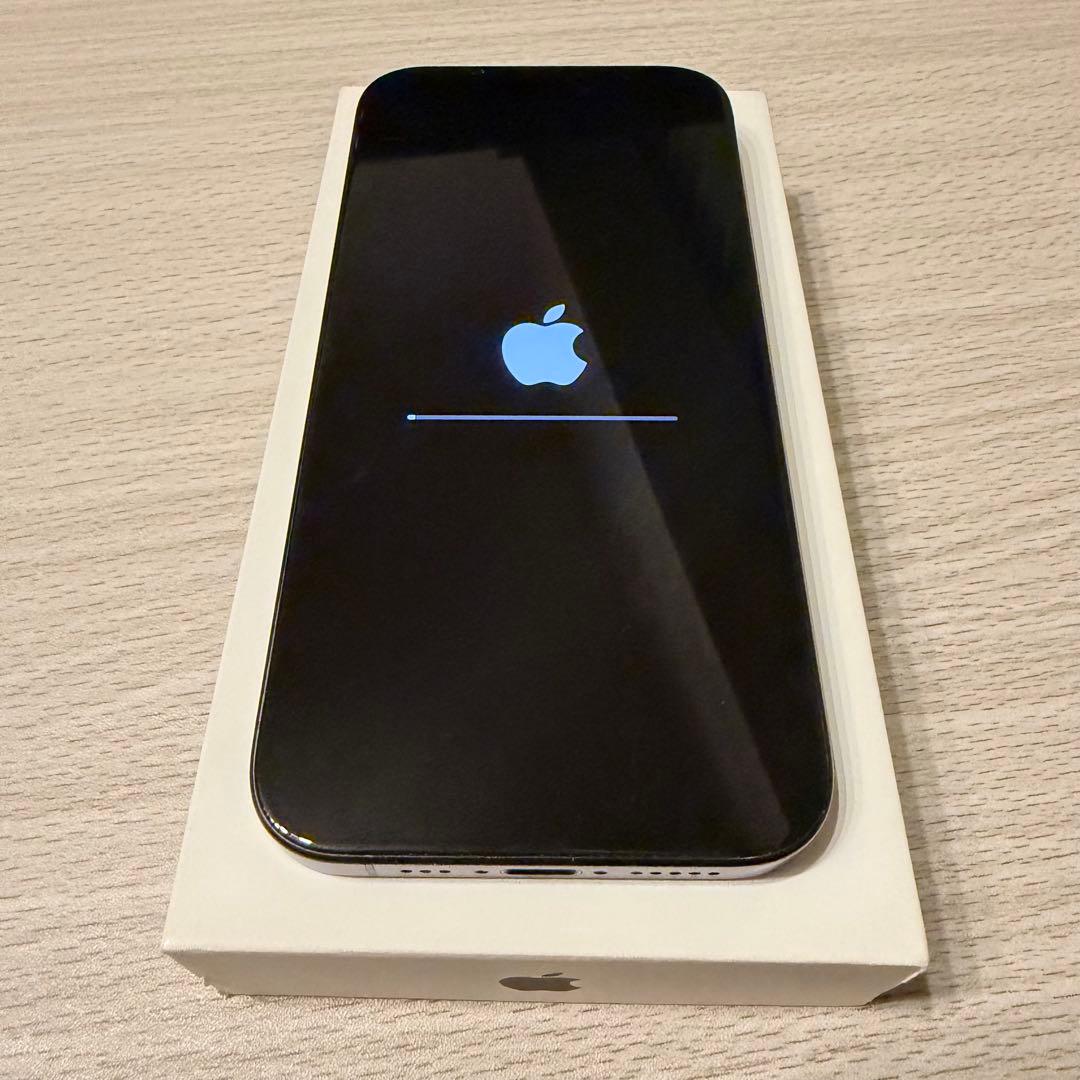 iPhone 15PRO 256GB ブラックチタニウム