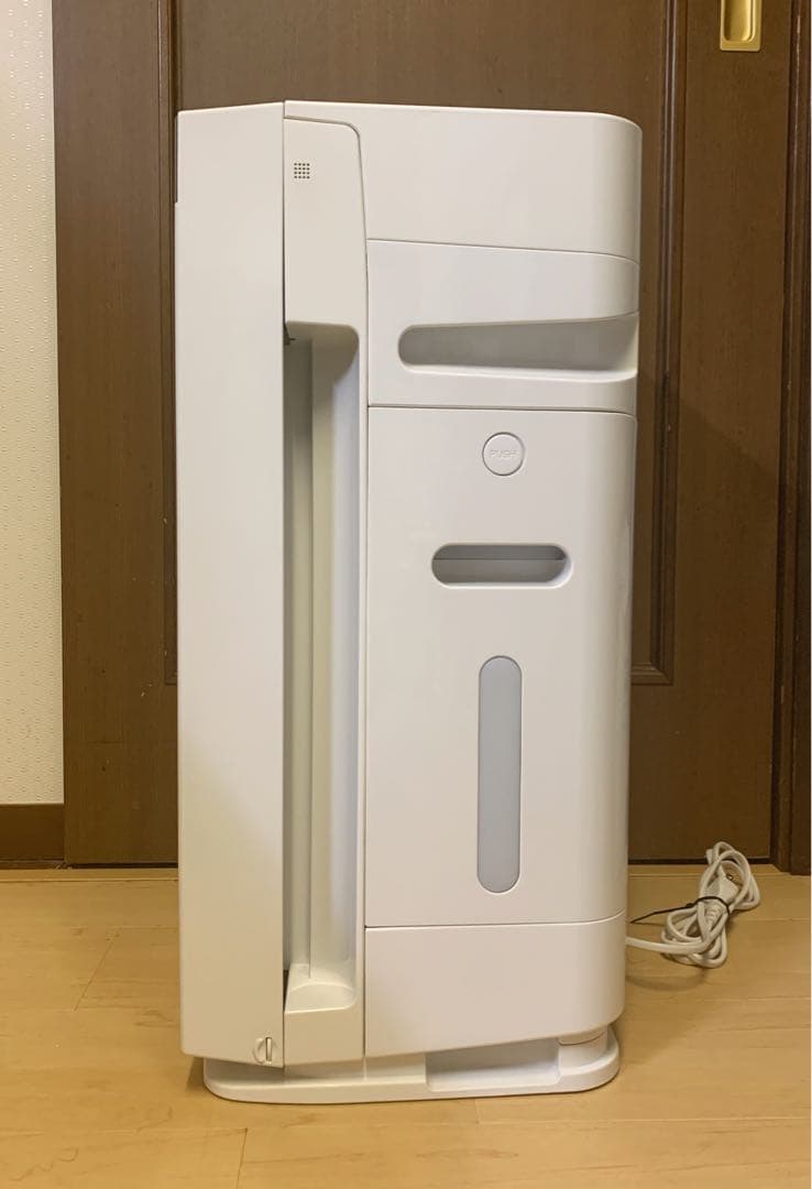 値下げ！【美品】ダイキン 加湿空気清浄機 MCK70WE7-W