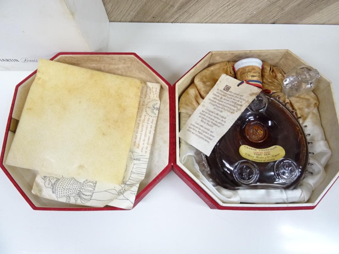 よ*ん様 博018 レミーマルタン ルイ13世 700ml 40％ バカラボトル