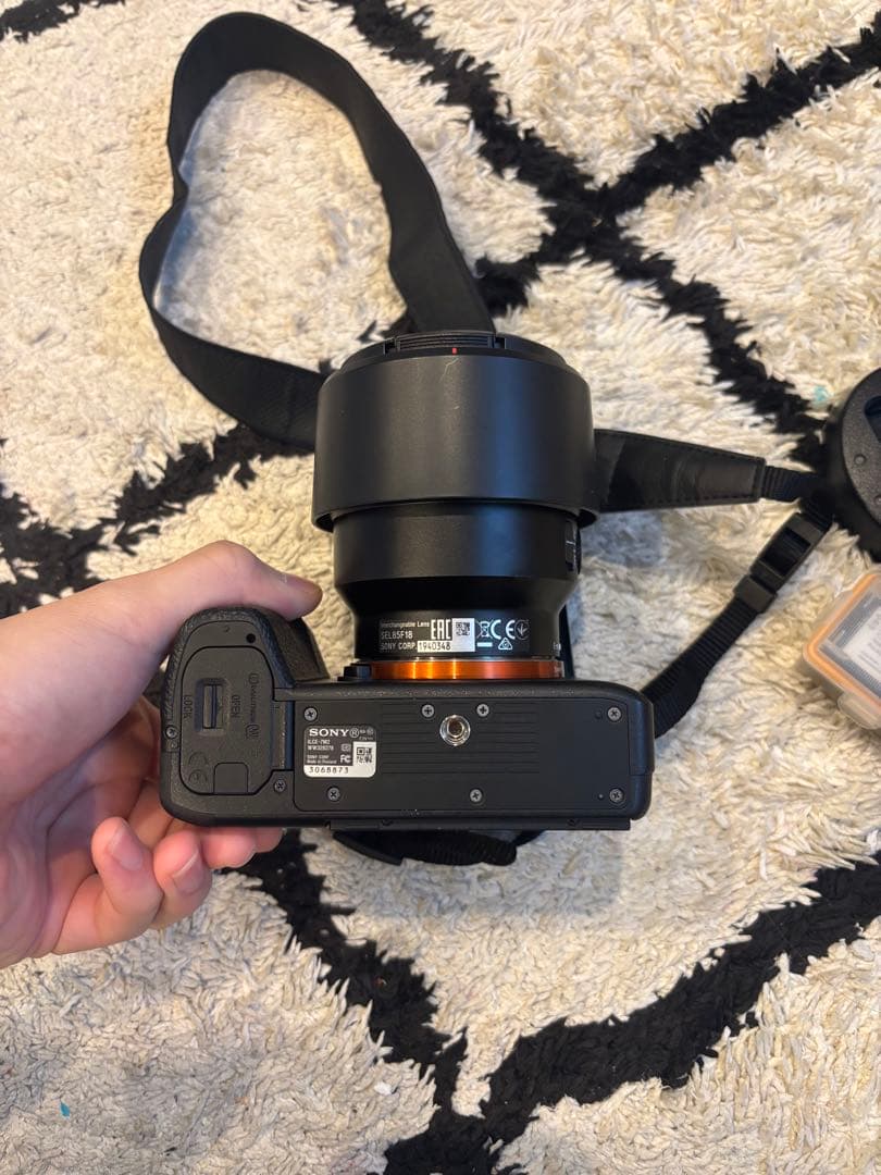 SONY α7Ⅱ FE85mmF1.8レンズ付64GBSDカード バッテリー3個