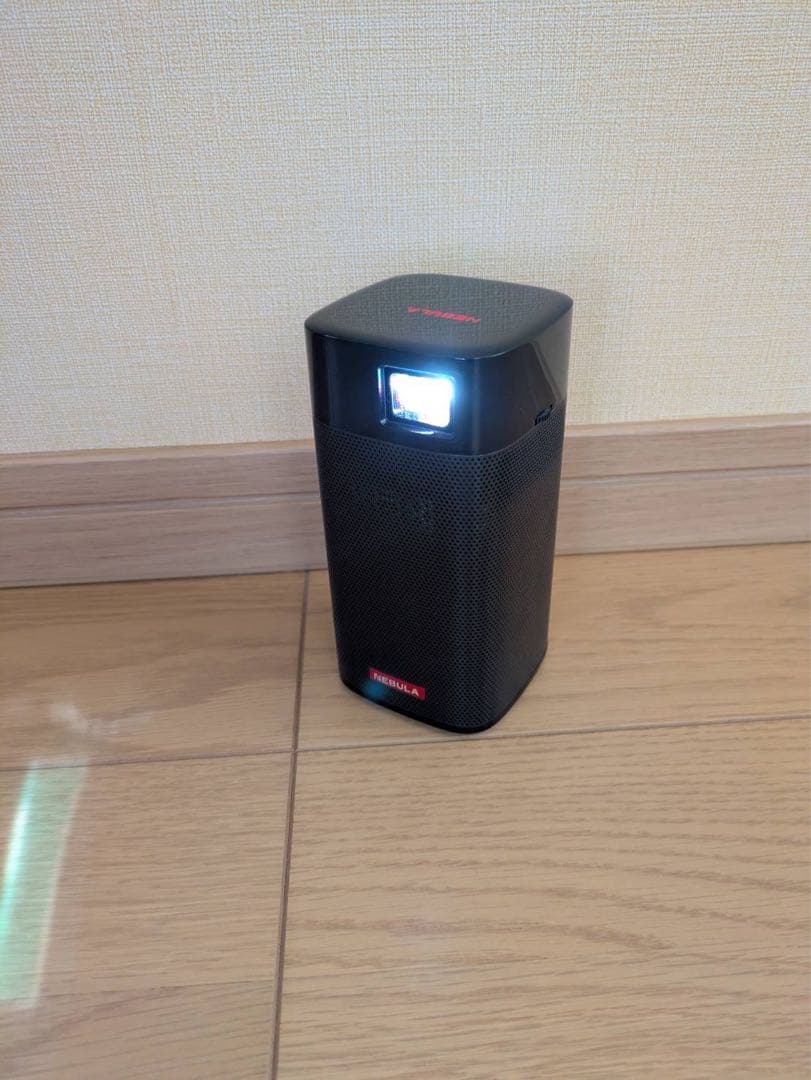 よし　Anker NEBULA Apollo プロジェクター 三脚セット