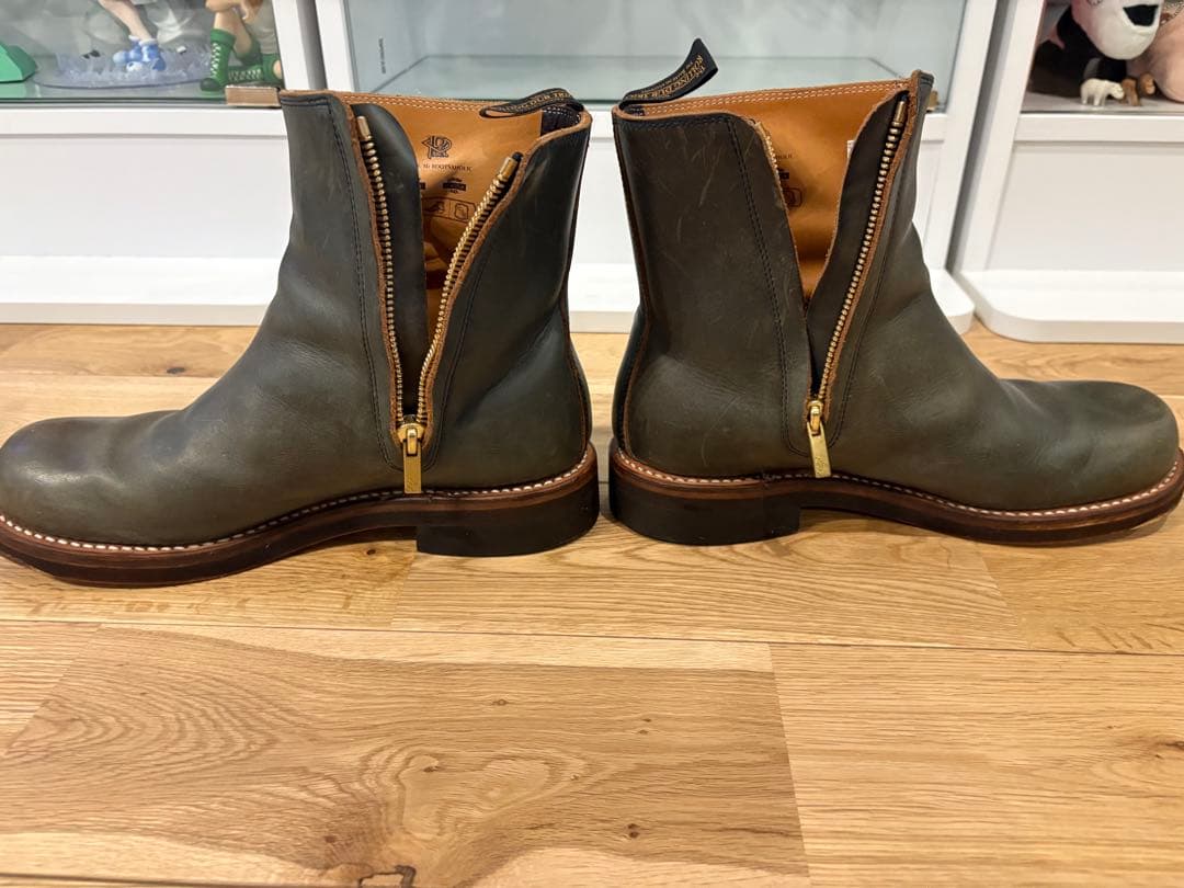 ローリングタブトリオ　ブーツ