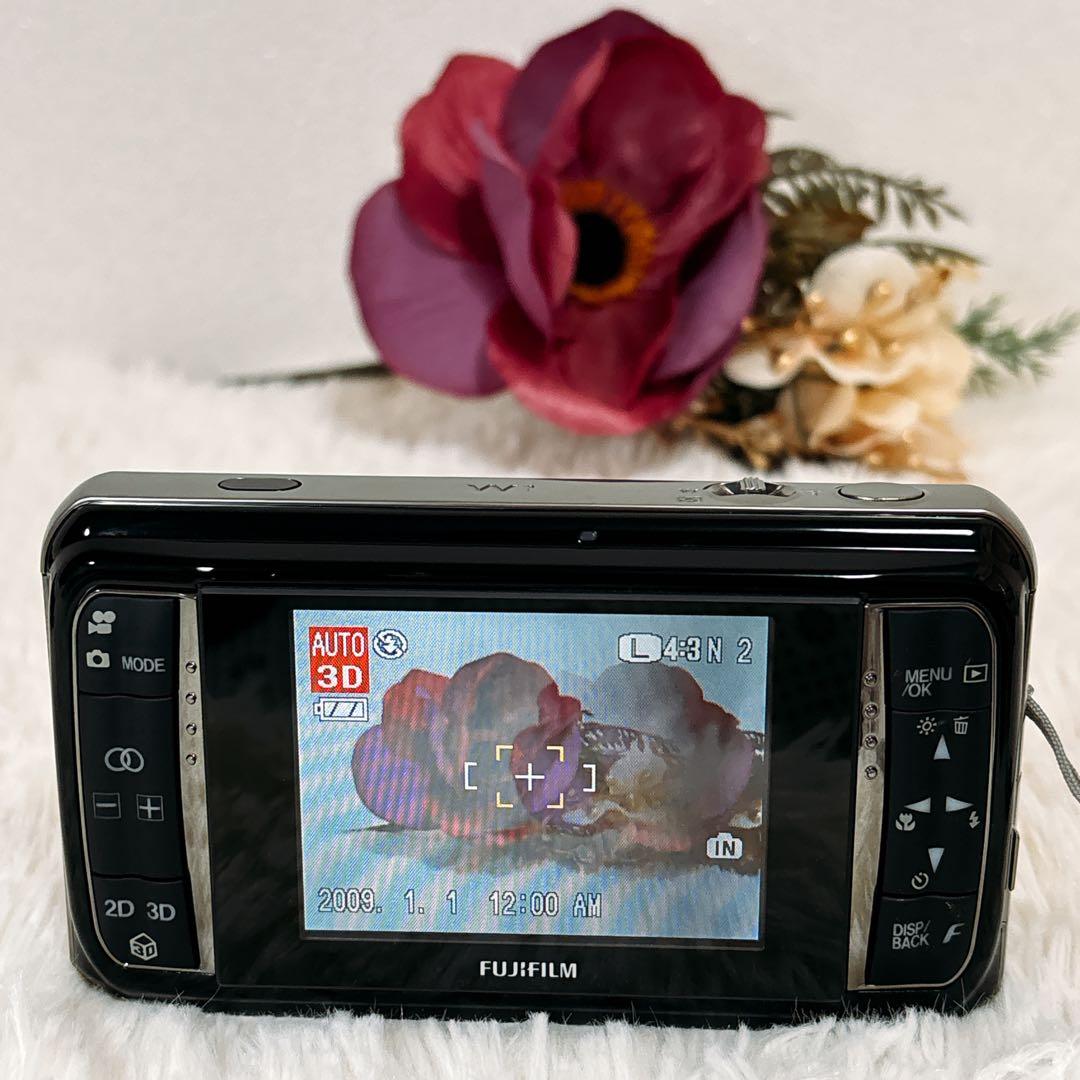 FUJIFILM FinePix REAL 3D W1 3D対応 デジカメ 美品