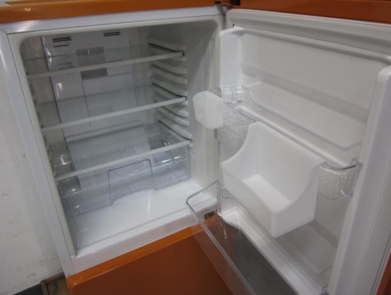 MORITA オレンジ色 冷蔵庫 冷凍室付 2ドア