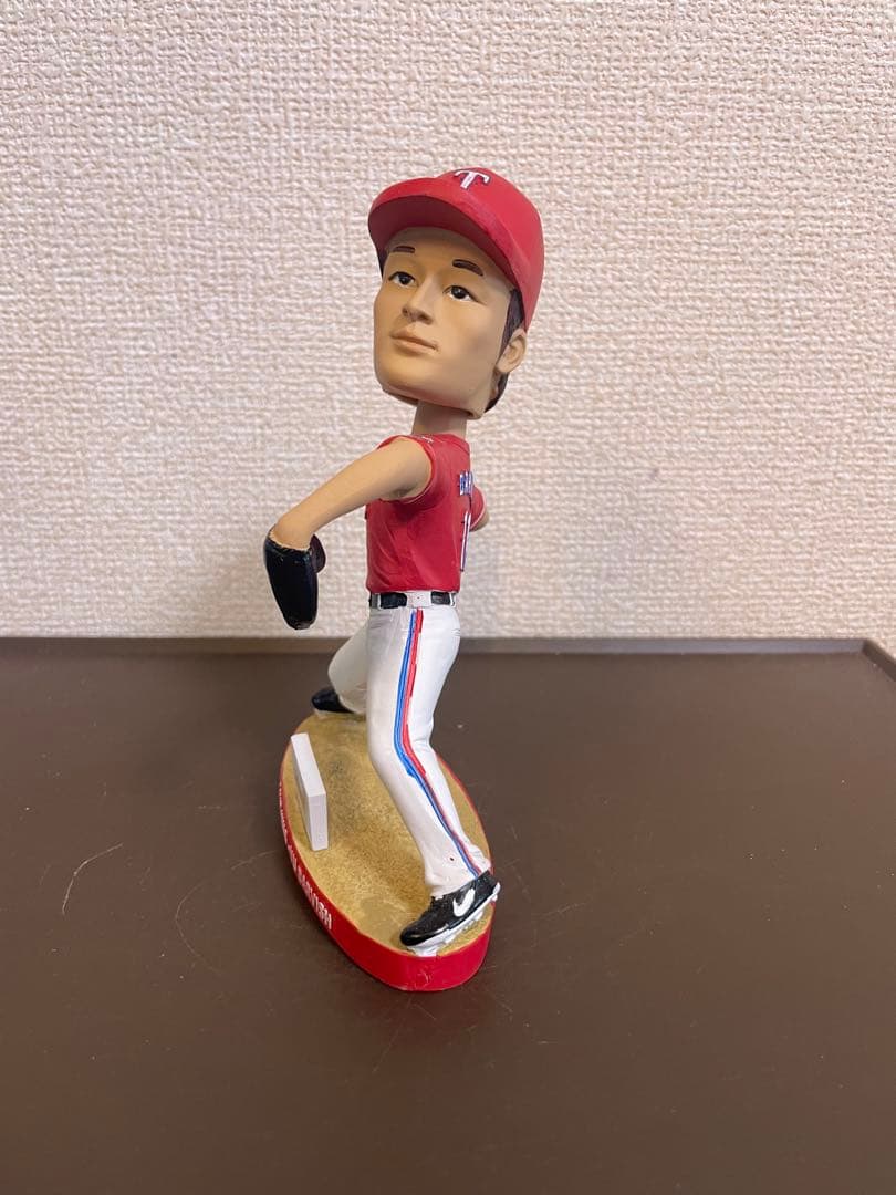 ダルビッシュ　レンジャース　2014 奪三振王達成記念球場配布ボブルヘッド