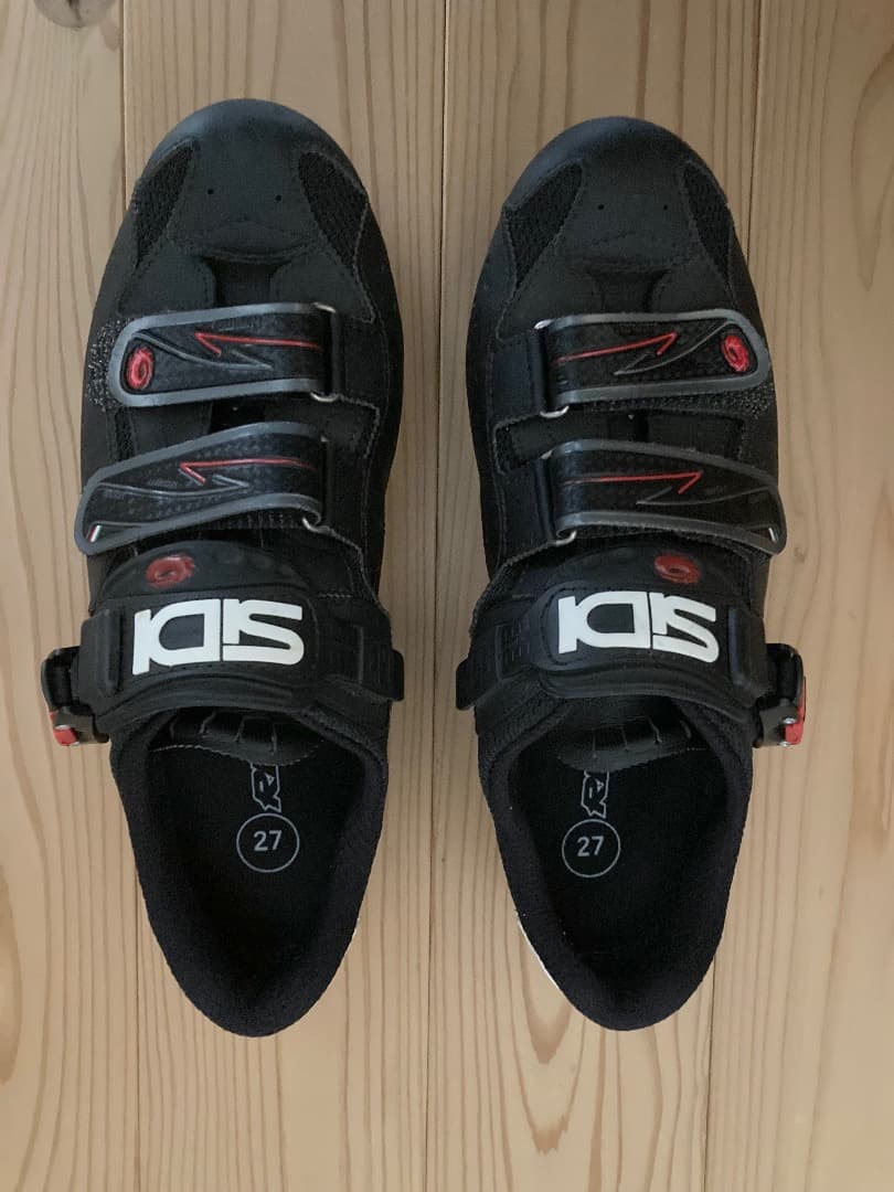 シマノのビンディングペダル と新品クリートセット、SIDIのビンディングシューズ