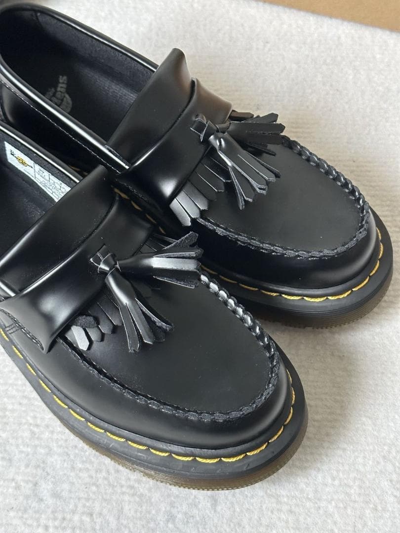 Dr. Martens ブラック タッセルローファー
