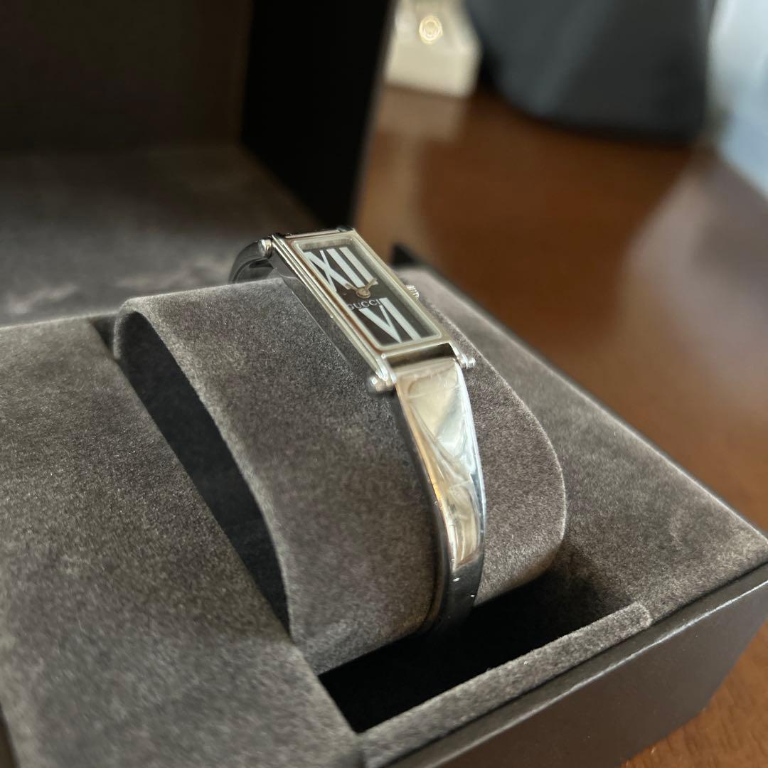 GUCCI 腕時計 バングルウォッチ アナログ 1500L YA015545