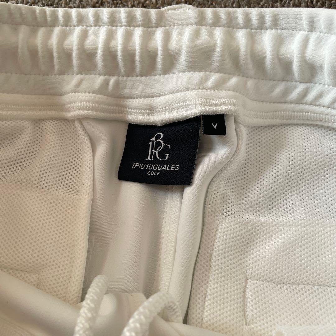 ウノピュウ　1PIU1UGUALE3 パンツ　ホワイト　白