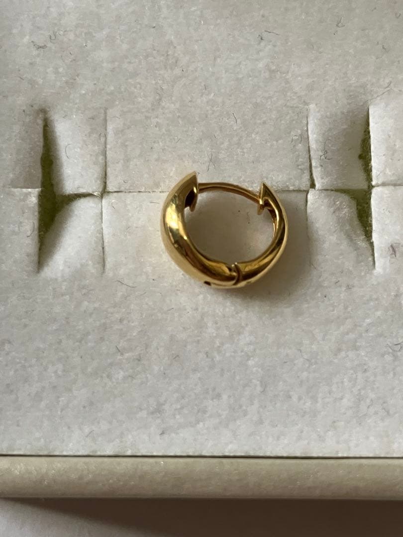 カラット　スピンドル10ミリ　k18 片耳