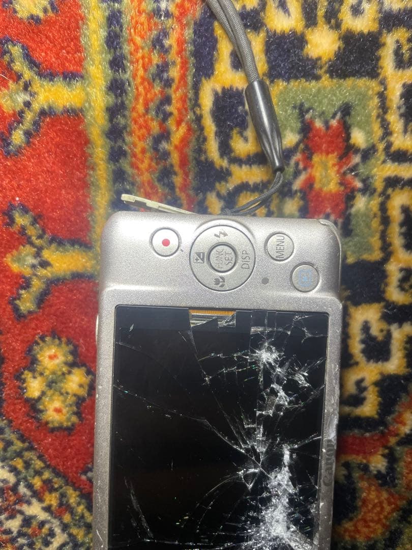 Canon IXY 210Fコンパクトデジタルカメラ