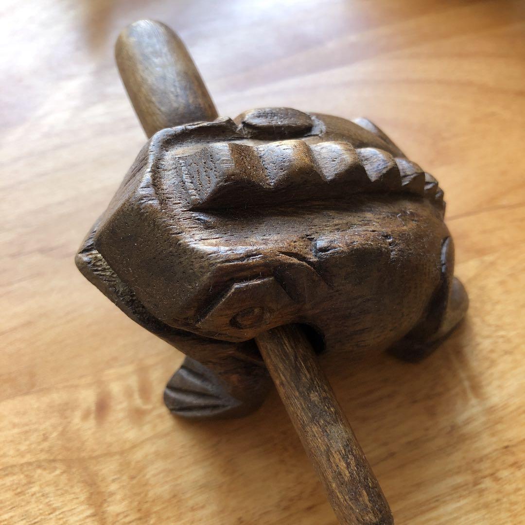 カエル　楽器・置物　3つ