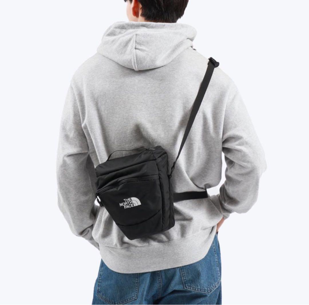 EOS kiss X80 カメラ一式ノースフェイスカメラケースクリーナーセット