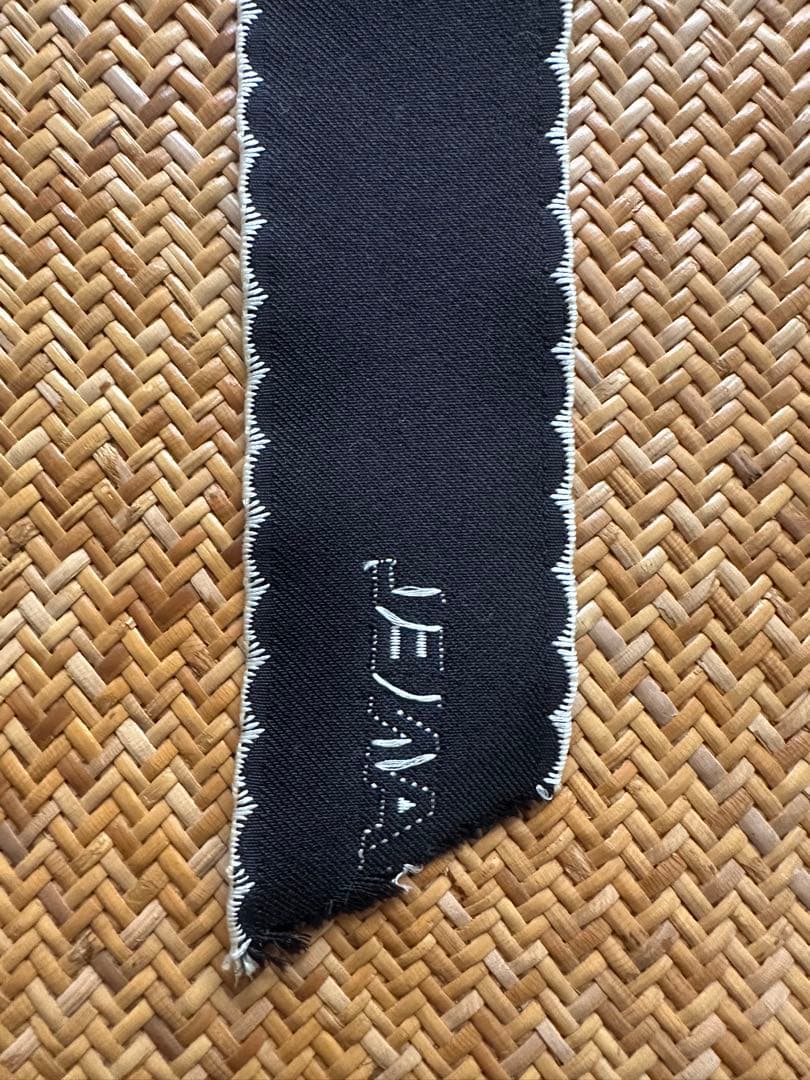 CHANEL ブラックリボンブローチ