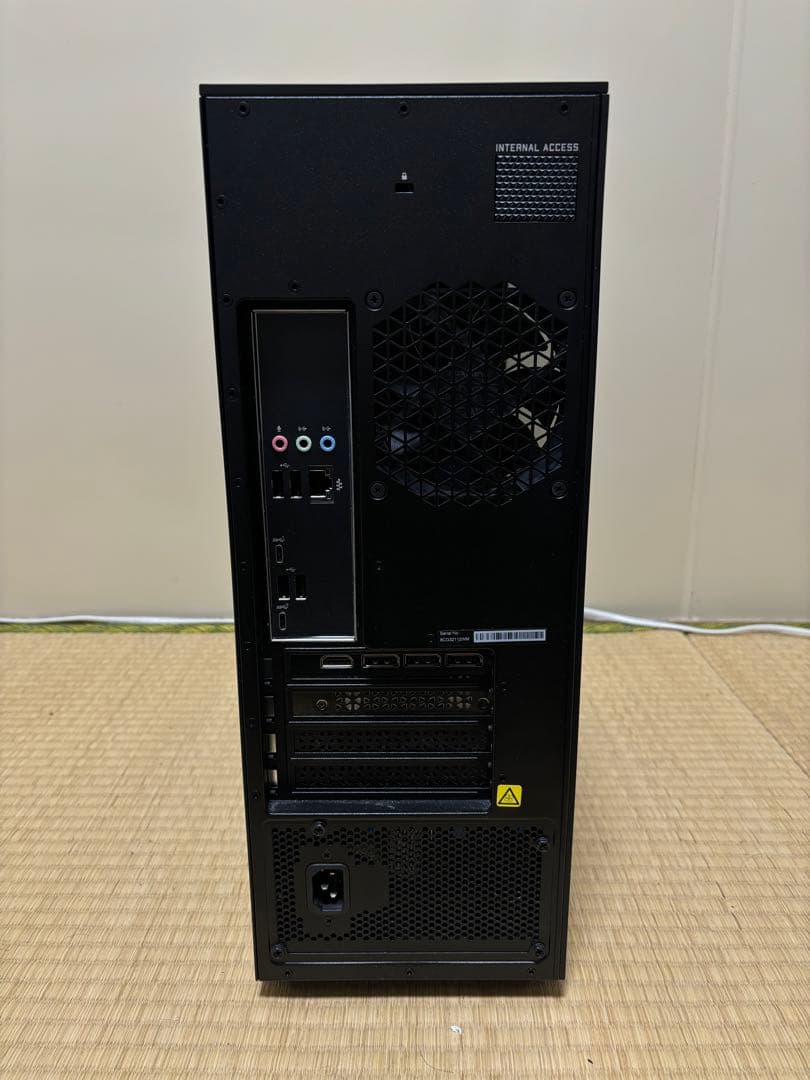 OMEN 25L デスクトップPC