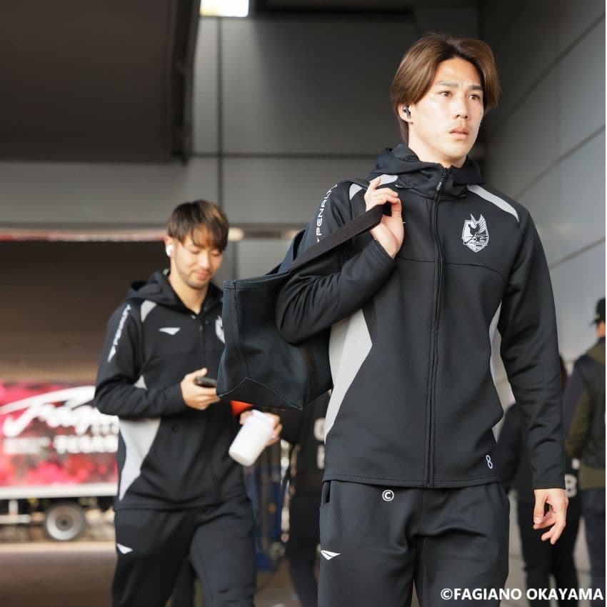 ファジアーノ岡山選手着用モデル PENALTYコラボスウェットフーディー2025