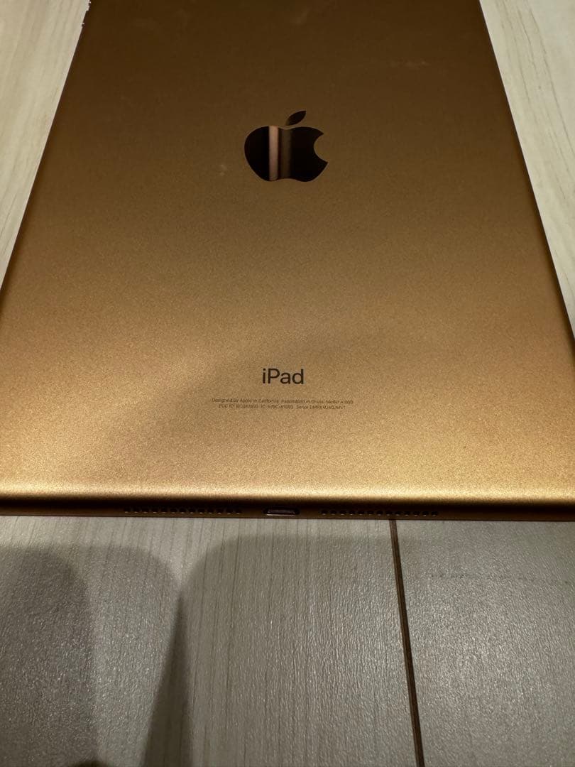 Apple iPad (第6世代）128GB MRJP2J/A ピンクゴールド