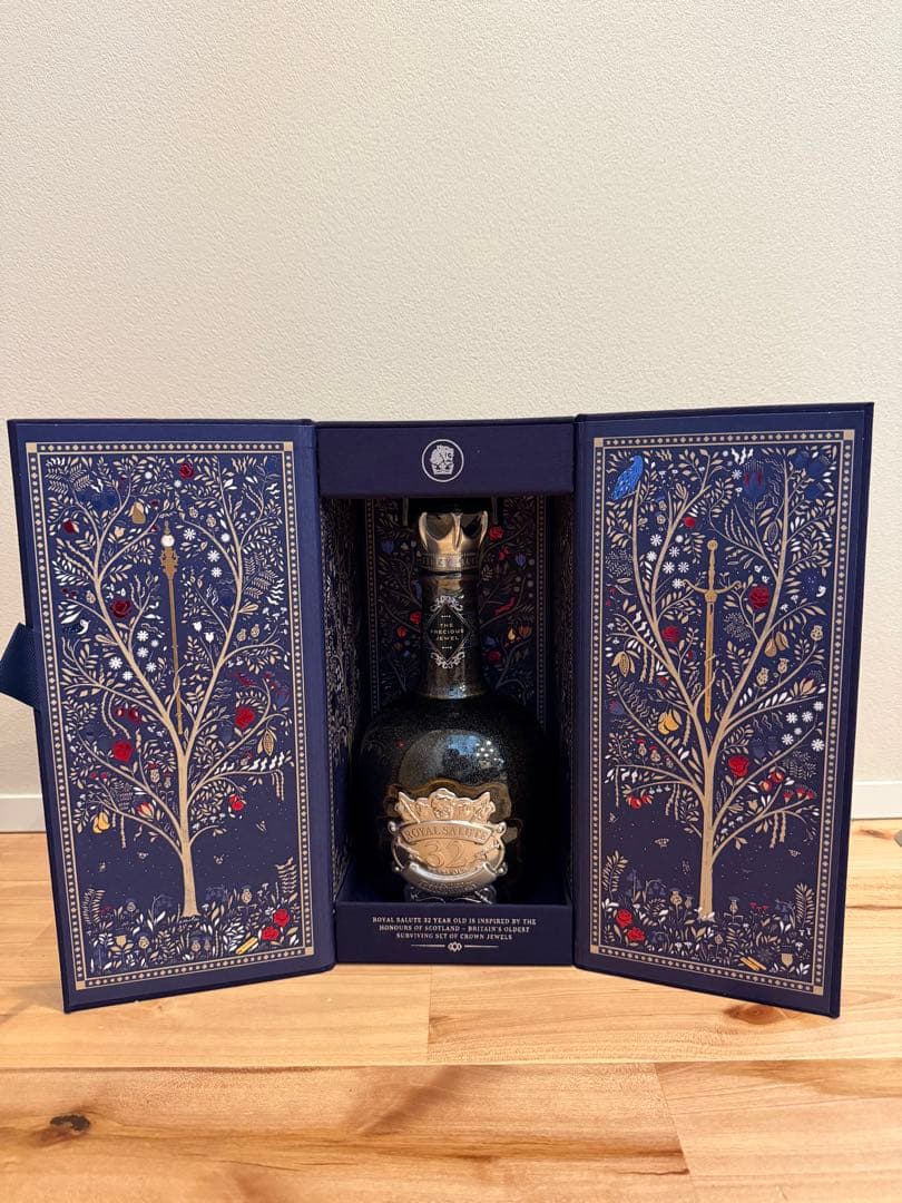 ロイヤルサルート32年  Salute 32年