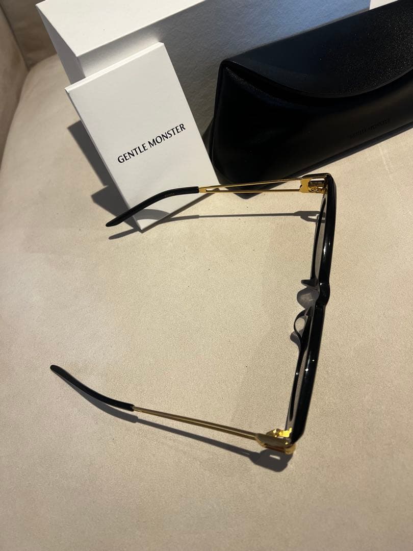【保証書付】ジェントルモンスター サングラス Kunst 01GD