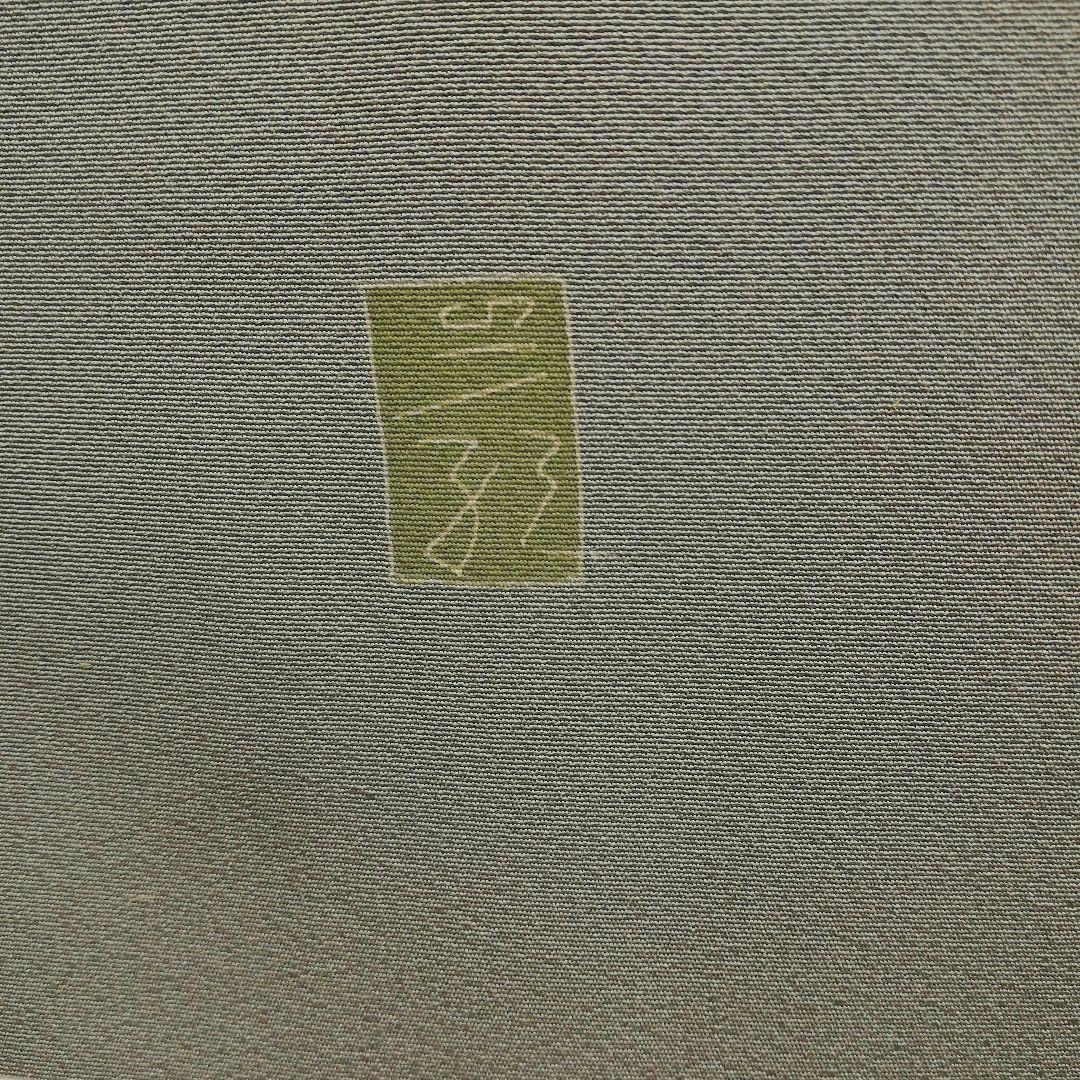 附け下げ(袷)　(洋蘭紋様　手描き京友禅(山崎 巌 落款)　身幅広め　利休鼠色)