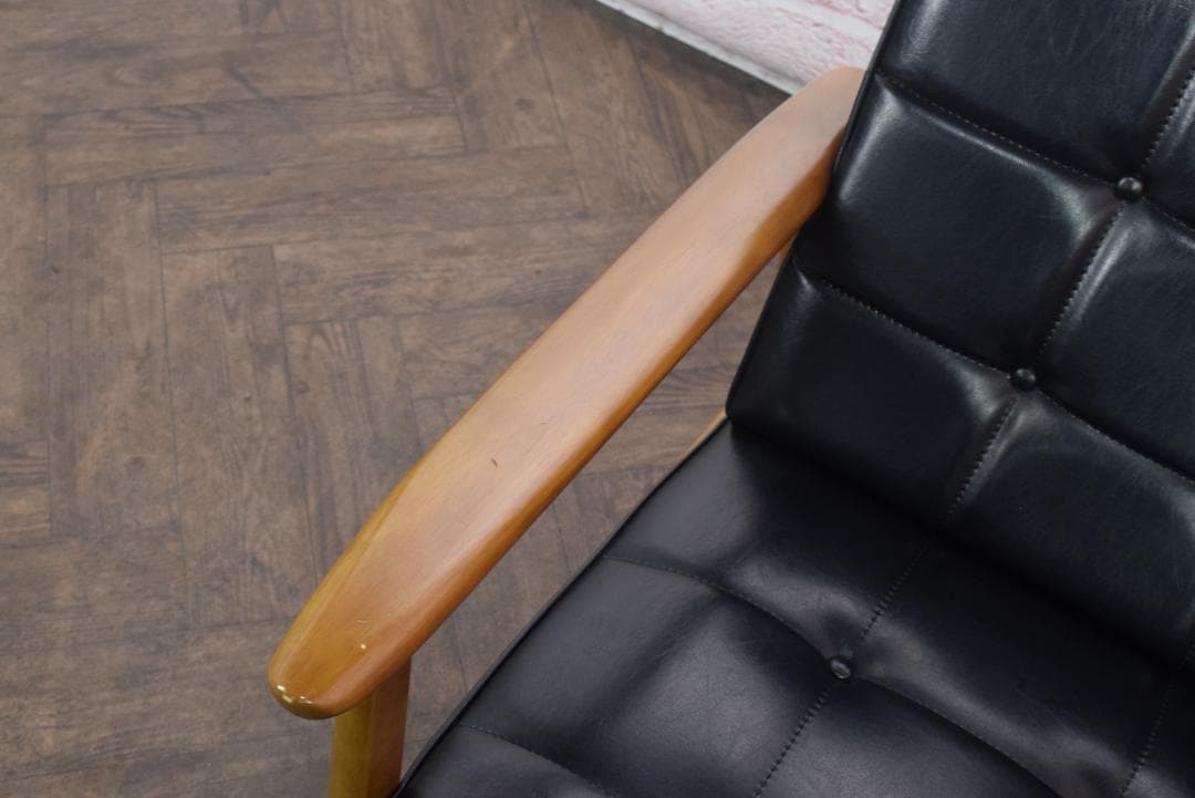 展示品　カリモク60 Kチェア スタンダードブラック　 W36170BW　14A