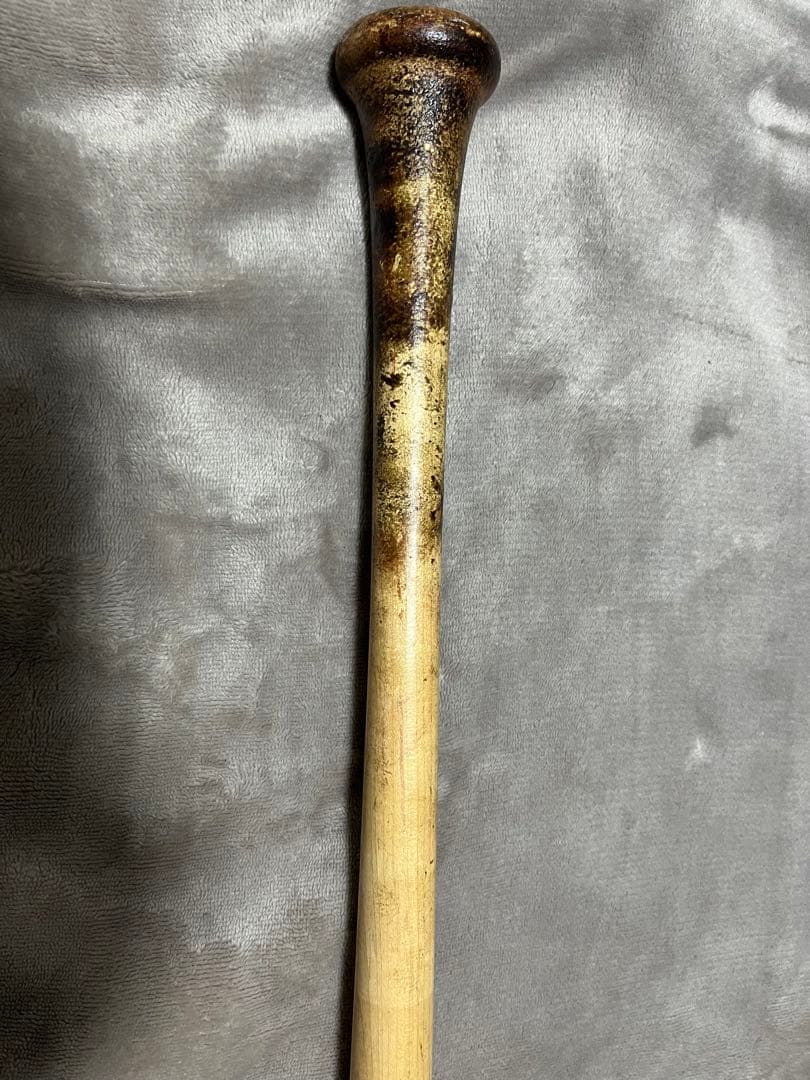 楽天イーグルス　鈴木大地選手直筆サイン入り実使用バット