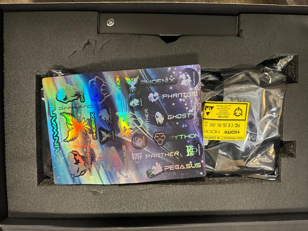 【美品】GAINWARD GFORCE RTX 5090 32GB