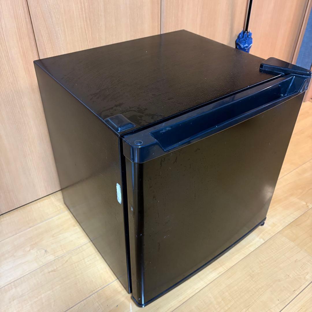 最終値下げ‼️【送料無料‼️】アイリスオーヤマ　冷凍庫32L セカンド冷凍庫✨黒