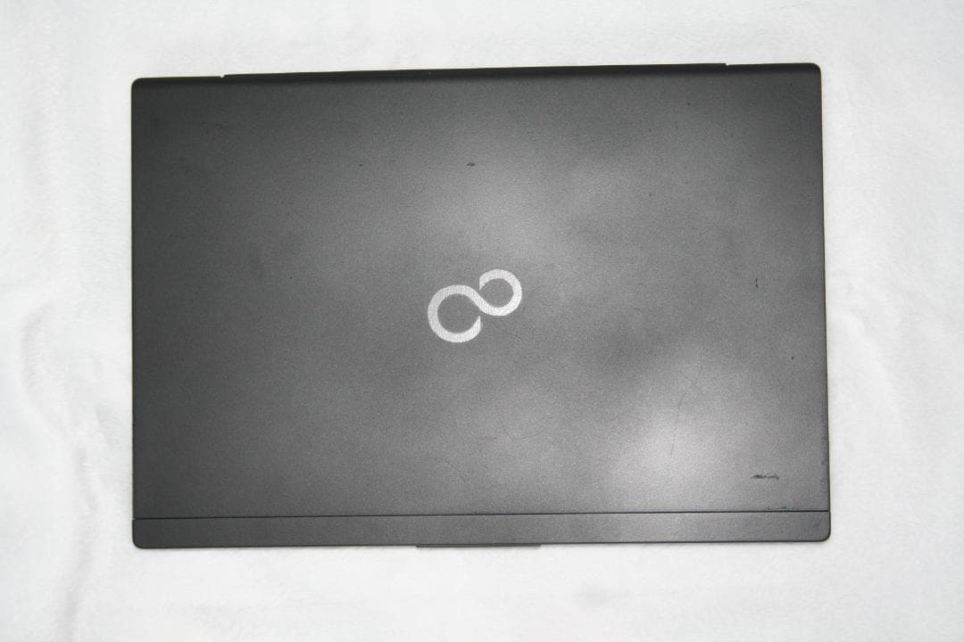 軽量 富士通 U939/B i5-8365U SSD256GB オフィス365