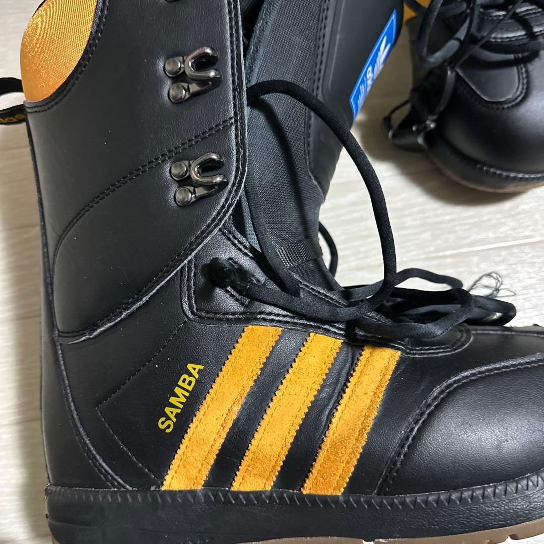 adidas Samba スノーボードブーツ