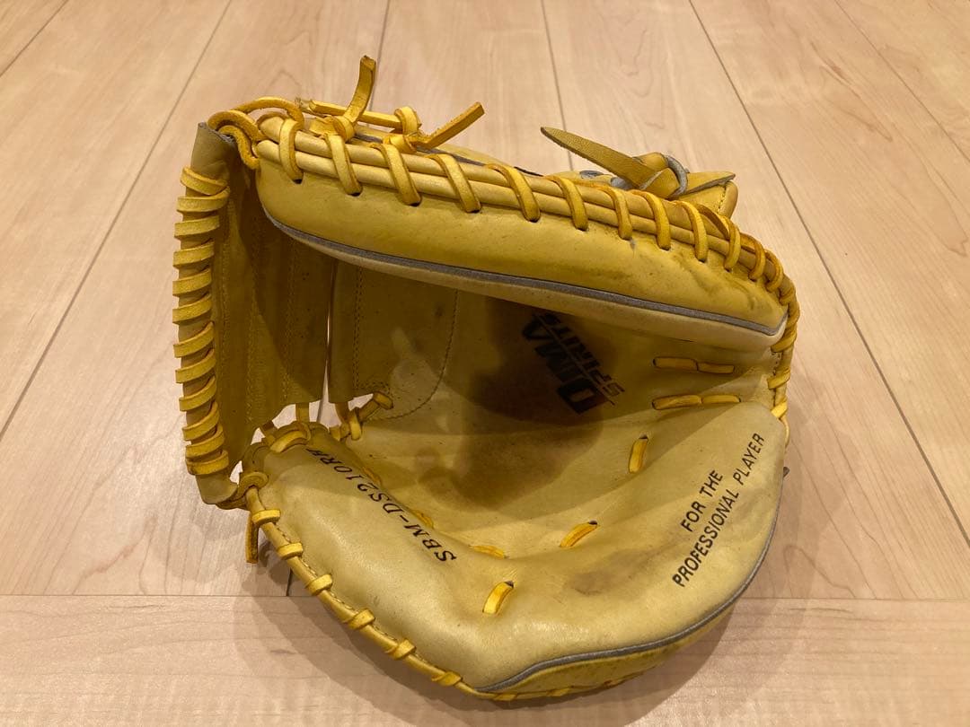 左投げ　キャッチャーミット　即戦力　シュアプレイ 軟式